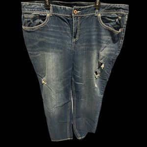 Maurice’s Distressed Jean Size 24